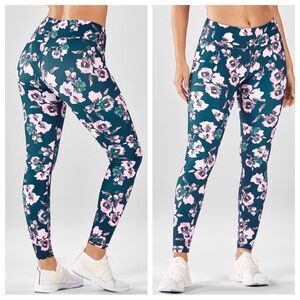 Fabletics Define PowerHold® Mid-Rise Legging Euphoria Size Medium NWT